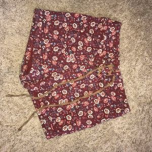 Patterned high rise shorts